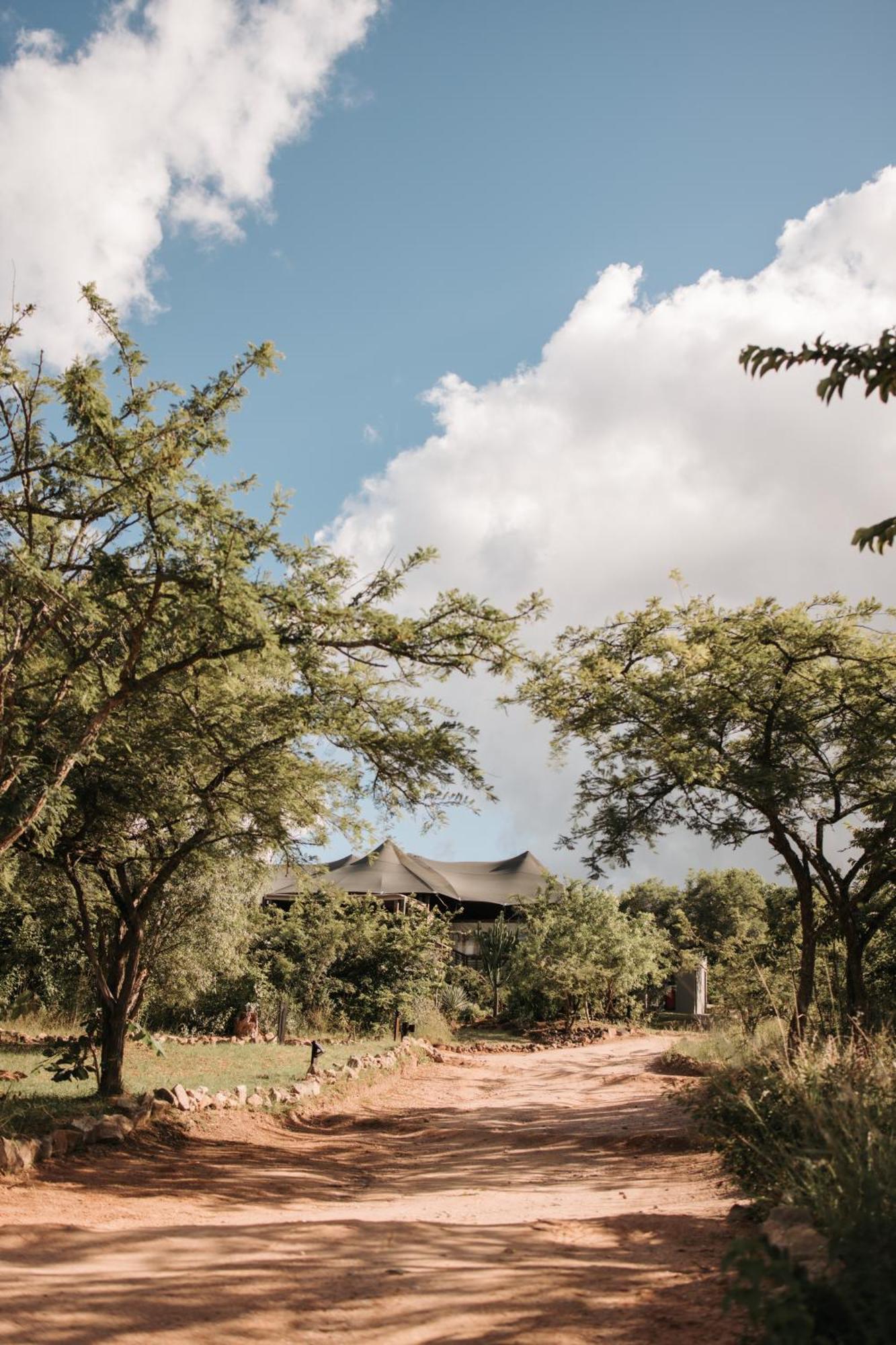 Ndhula Luxury Tented Lodge White River Exterior foto